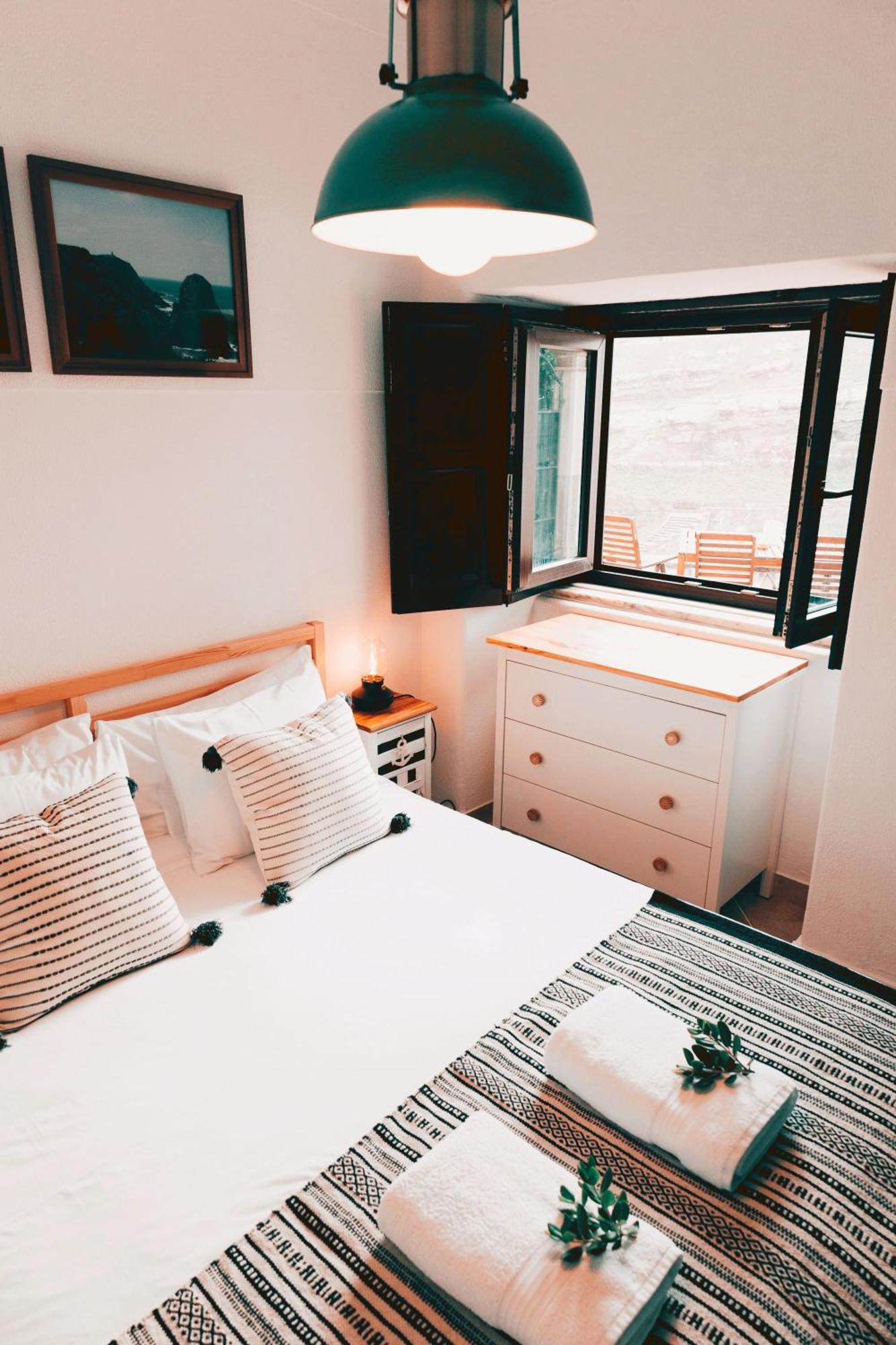 Um Lugar Ao Sol Beach House Azenhas Do Mar Sintra Dış mekan fotoğraf